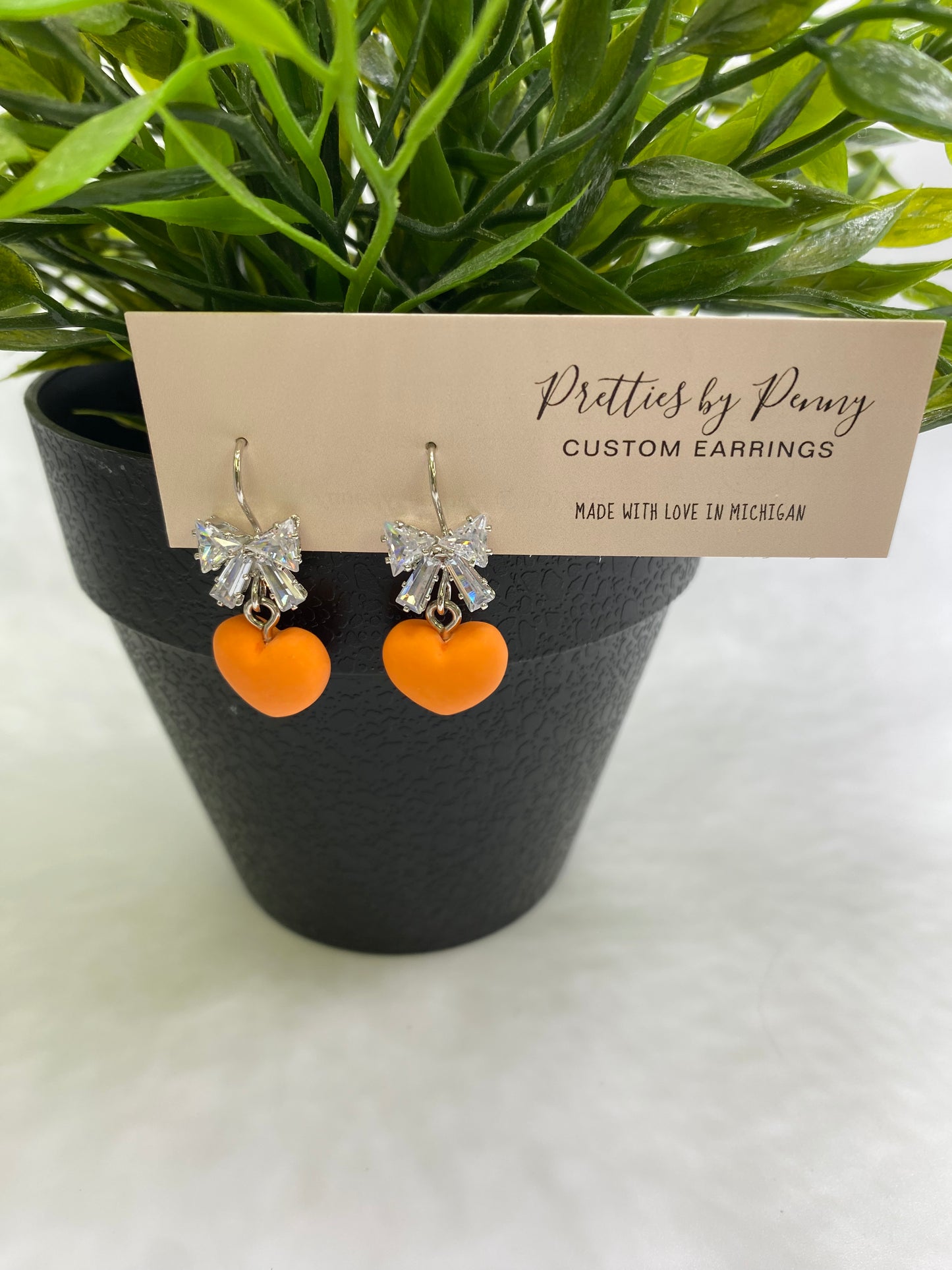 Orange bow hearts