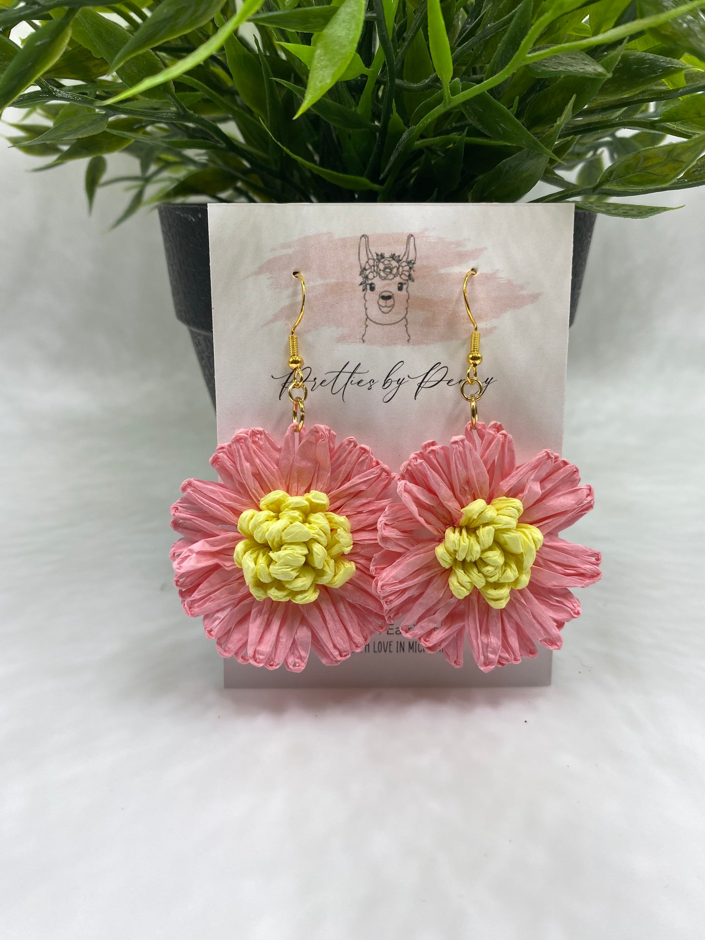 Pink Raffia Flowers